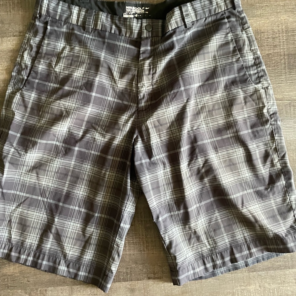 Nike golf plaid shorts
